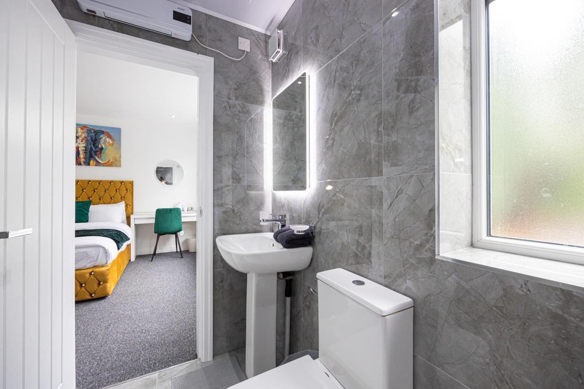 The Kent- Luxury Rooms Manchester Extérieur photo
